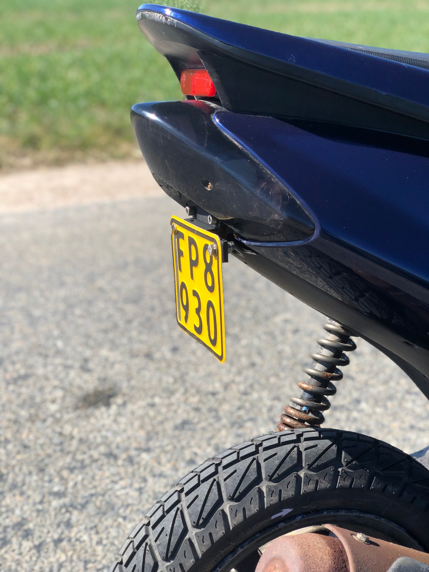 Nummerplade holder Jog R.