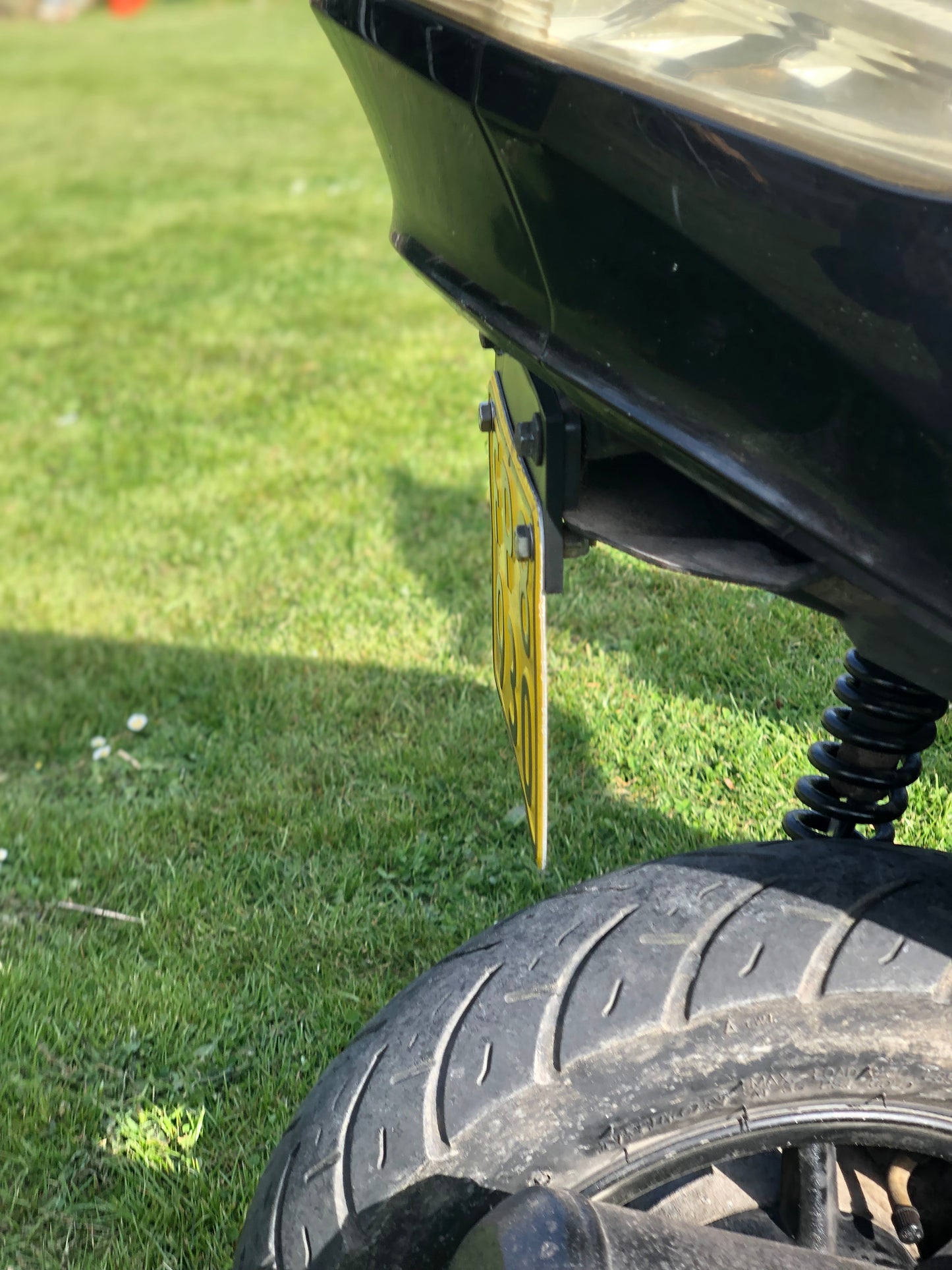 VGA nummerplade holder.