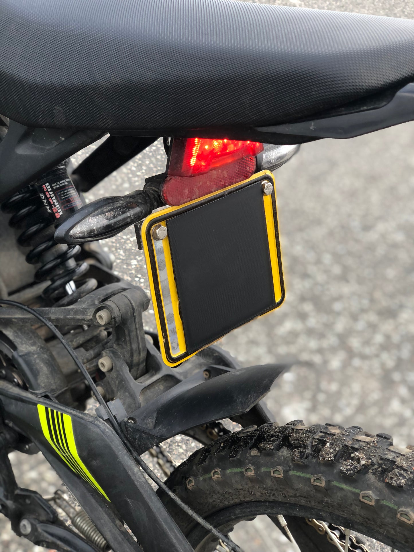 nummerplade holder Sur-Ron